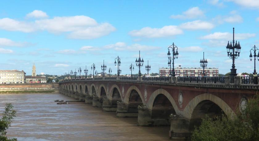 Quai Bourgeois Apartment Бордо Екстериор снимка
